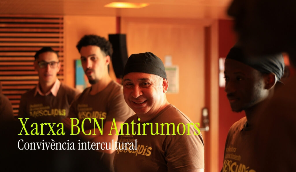 La Xarxa BCN Antirumors és una xarxa ciutadana nascuda el 2010 a Barcelona per combatre el racisme i la xenofòbia des de l'arrel: els rumors i prejudicis que circulen sense qüestionar-se. Actualment agrupa més de mil entitats i ha format centenars de persones com a "agents antirumors". Mescladís hi participa amb Fogons Antirumors, un taller gastronòmic on persones migrades cuinen i comparteixen la seva cultura amb la ciutadania.